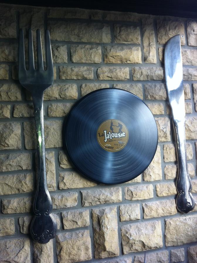 La Jalousie Hotel Saint-Aignan-de-Cramesnil Luaran gambar